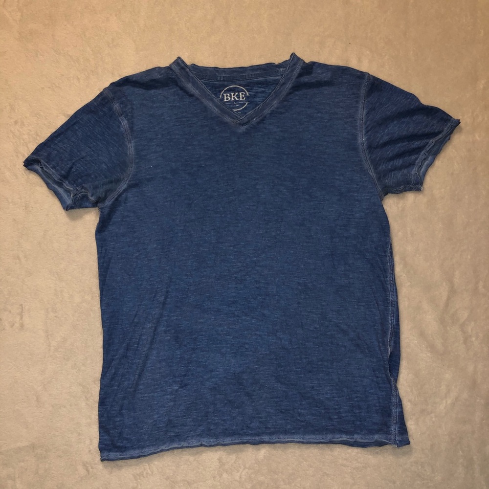 BKE exclusive Burnout v-neck T-shirt